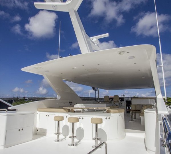 Life Aboard Yacht CARBON COPY