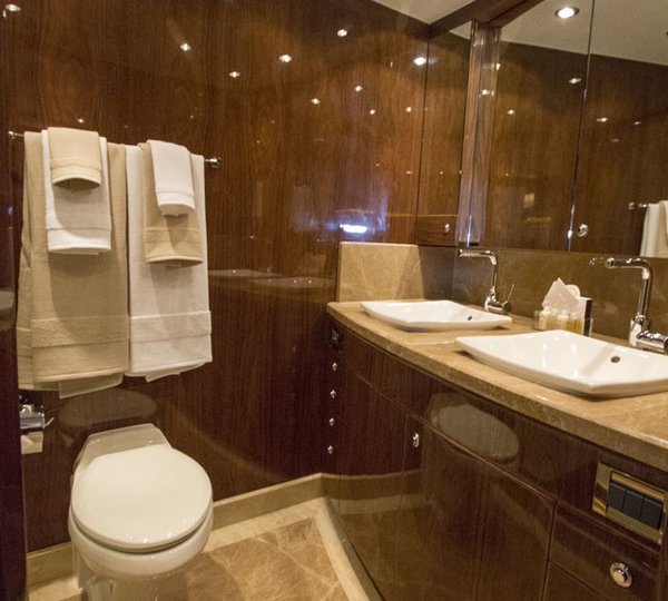 The 31m Yacht CARBON COPY