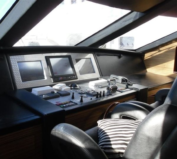 The 31m Yacht JAJARO