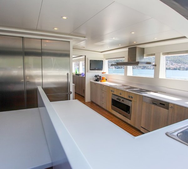 The 31m Yacht L'AQUILA