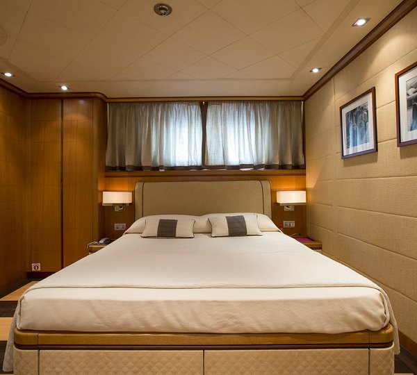 The 32m Yacht CAPPUCCINO