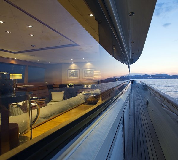 The 32m Yacht CAPPUCCINO