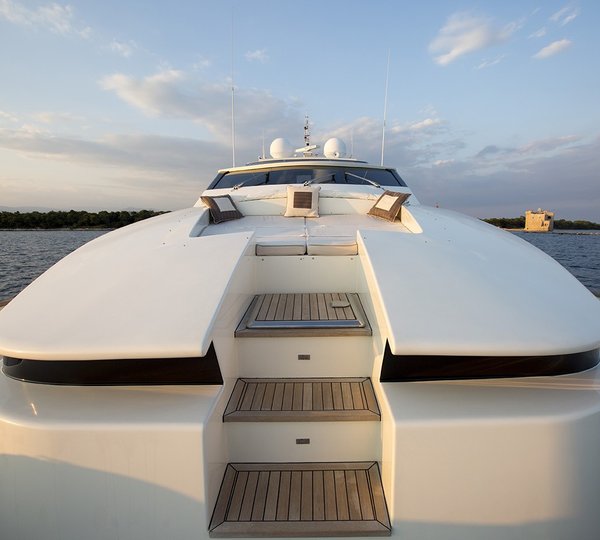 The 32m Yacht CAPPUCCINO