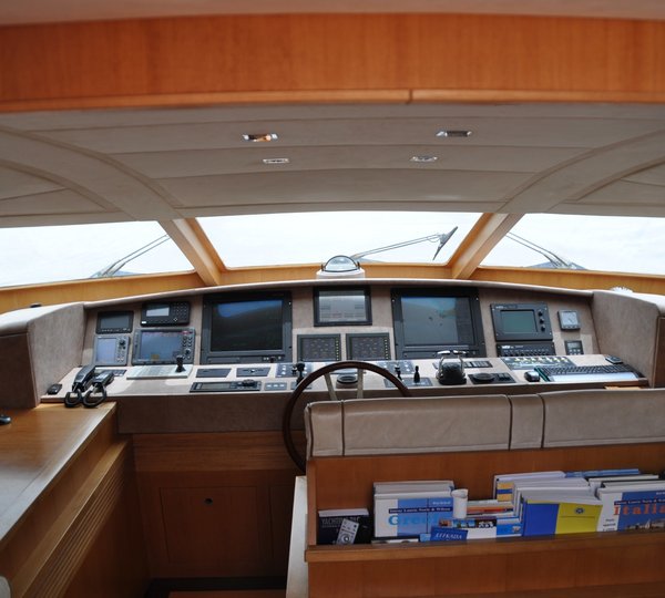 The 32m Yacht CAPPUCCINO