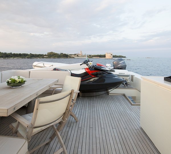 The 32m Yacht CAPPUCCINO