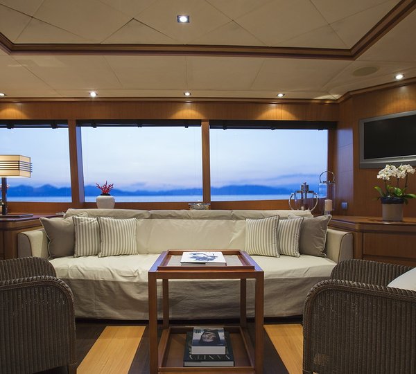 The 32m Yacht CAPPUCCINO