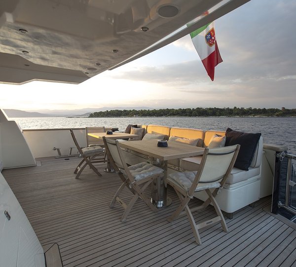 The 32m Yacht CAPPUCCINO