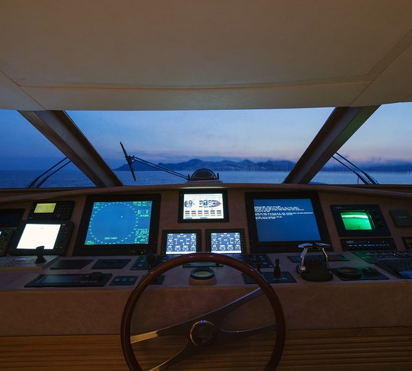 The 32m Yacht CAPPUCCINO