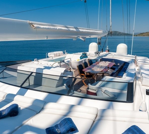 The 33m Yacht LADY SUNSHINE