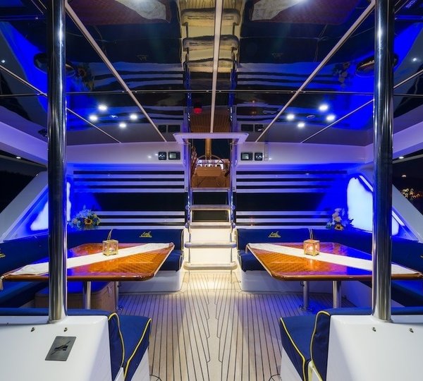 The 33m Yacht LADY SUNSHINE