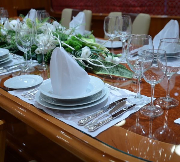 The 34m Yacht CAMELLIA