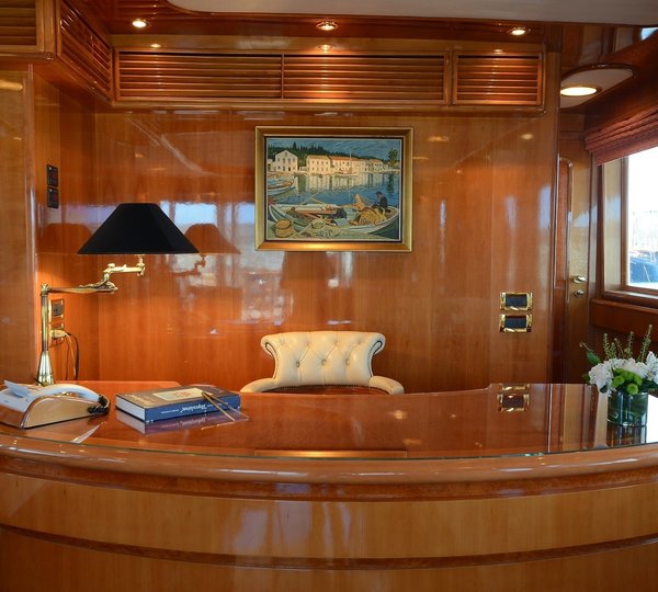 The 34m Yacht CAMELLIA