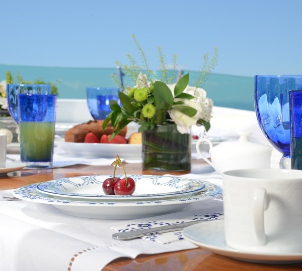 The 34m Yacht CAMELLIA