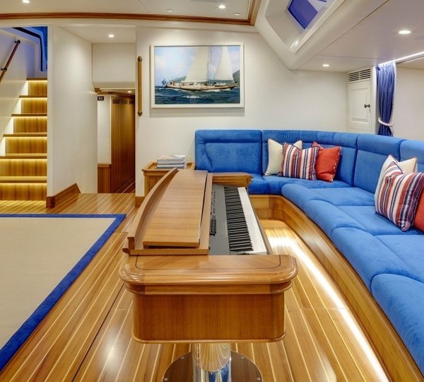 The 34m Yacht CYGNUS MONTANUS