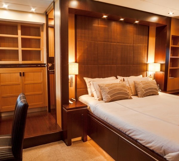 The 34m Yacht LEOPARD