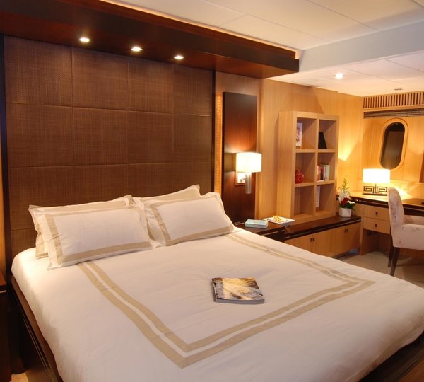 The 34m Yacht LEOPARD