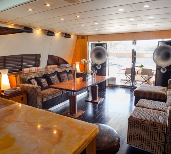 The 34m Yacht LEOPARD