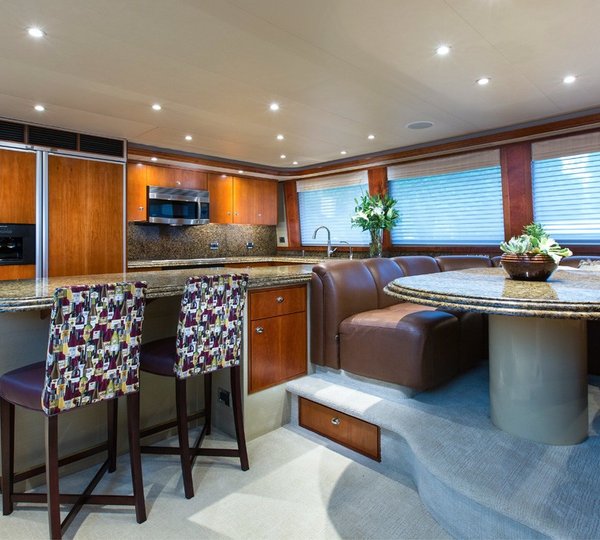 The 34m Yacht OASIS