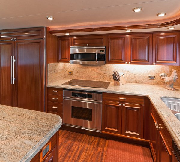 The 34m Yacht WILD KINGDOM