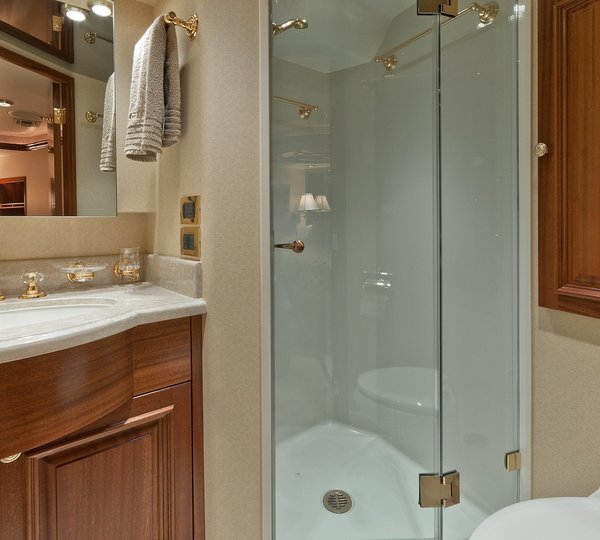 The 34m Yacht WILD KINGDOM