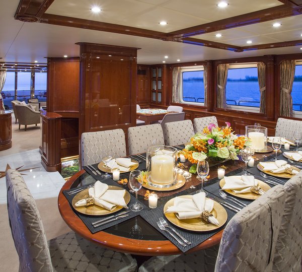 The 35m Yacht CAMARINA ROYALE