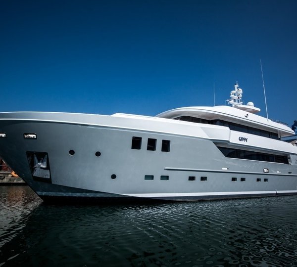 The 35m Yacht GIPSY