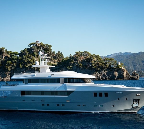 The 35m Yacht GIPSY