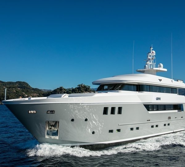 The 35m Yacht GIPSY