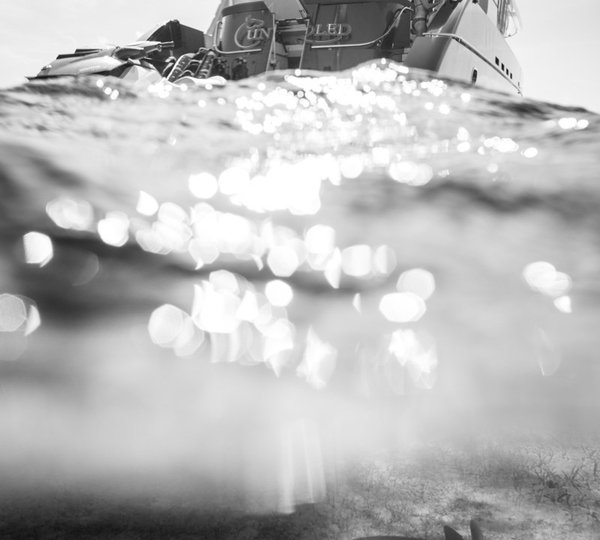 The 35m Yacht UNBRIDLED