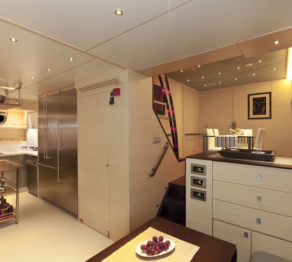 The 36m Yacht MERLIN