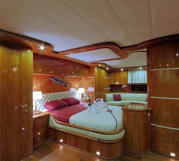 The 36m Yacht SILVER MOON