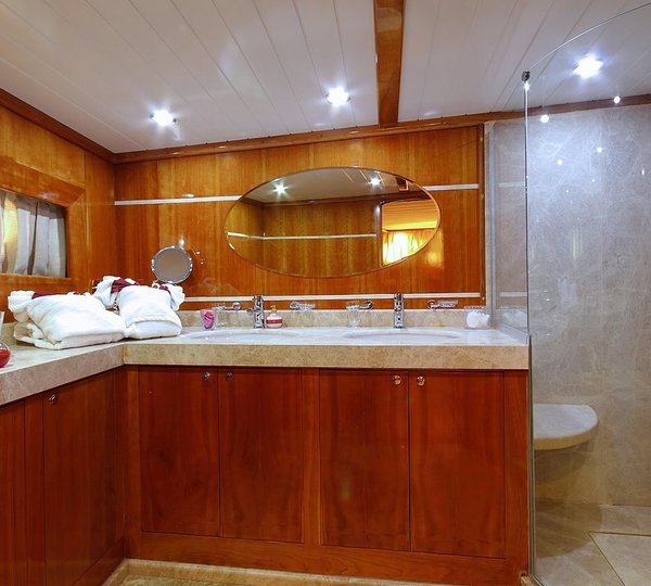 The 36m Yacht SILVER MOON