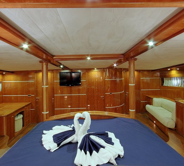 The 36m Yacht SILVER MOON