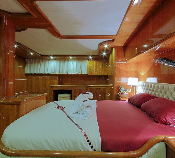 The 36m Yacht SILVER MOON