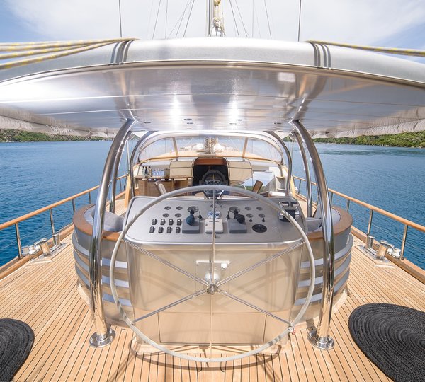 The 36m Yacht SILVER MOON