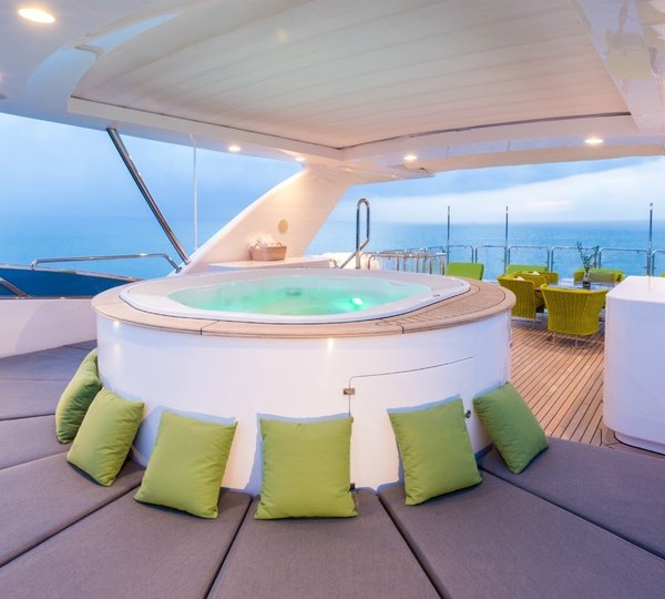 The 37m Yacht EDESIA - Sundeck Jacuzzi