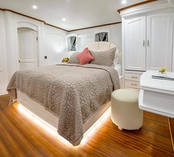 The 38m Yacht BELLAMARE