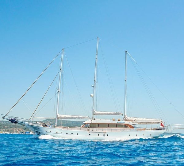 The 38m Yacht BELLAMARE