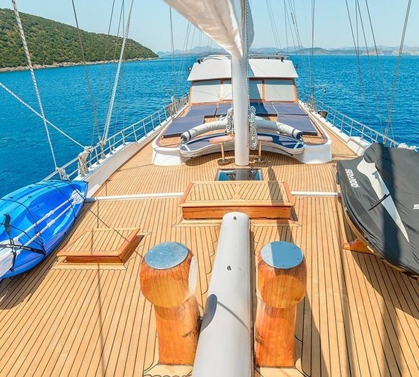 The 38m Yacht BELLAMARE