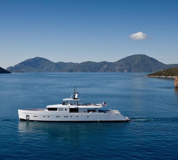 The 39m Yacht ALYSSA