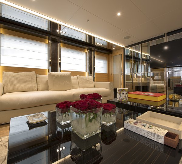 The 39m Yacht DARLINGS