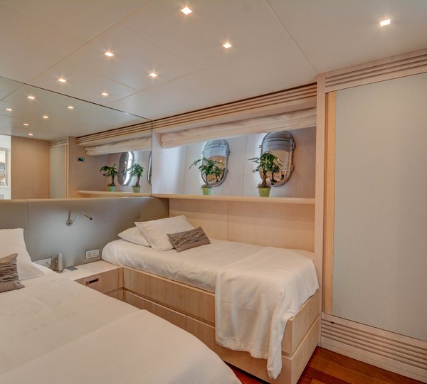 The 39m Yacht HUNTER