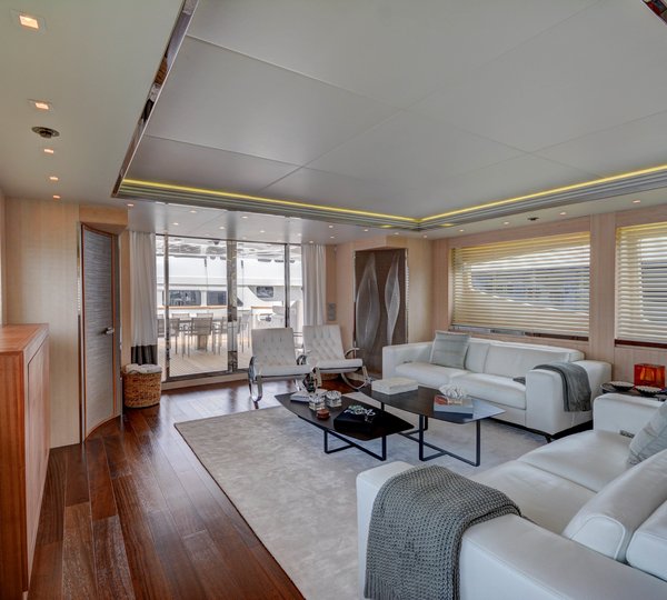 The 39m Yacht HUNTER