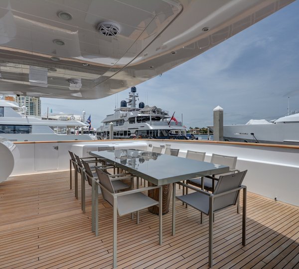 The 39m Yacht HUNTER