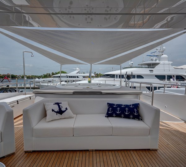 The 39m Yacht HUNTER