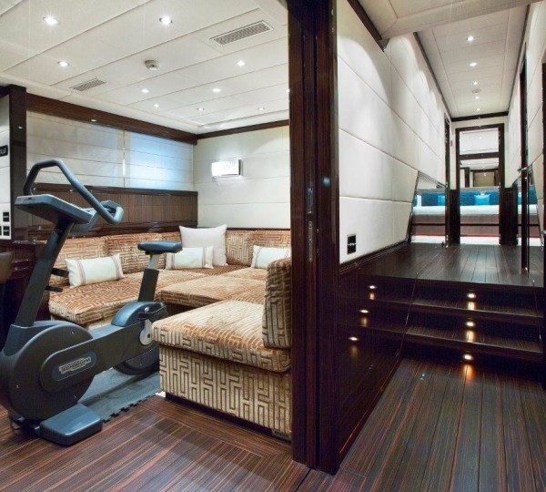 The 39m Yacht MAC TOO