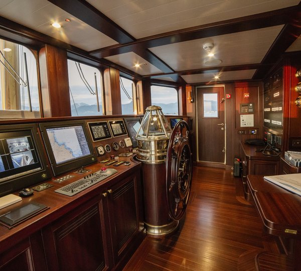 The 39m Yacht TARANSAY