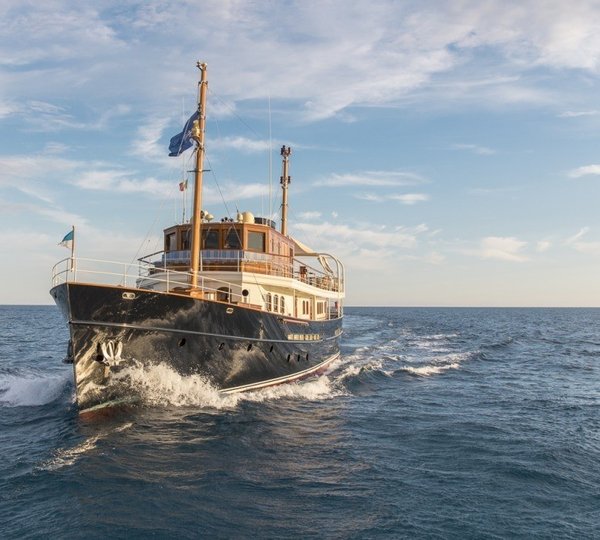 The 39m Yacht TARANSAY