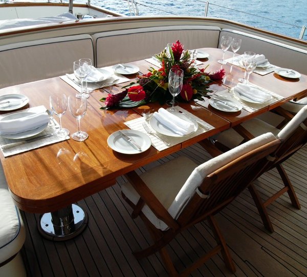 The 40m Yacht CLAN VI