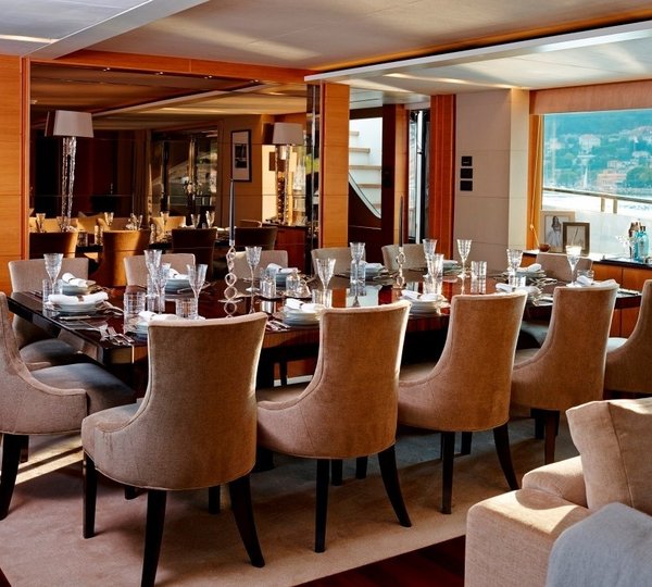 The 40m Yacht SOLARIS